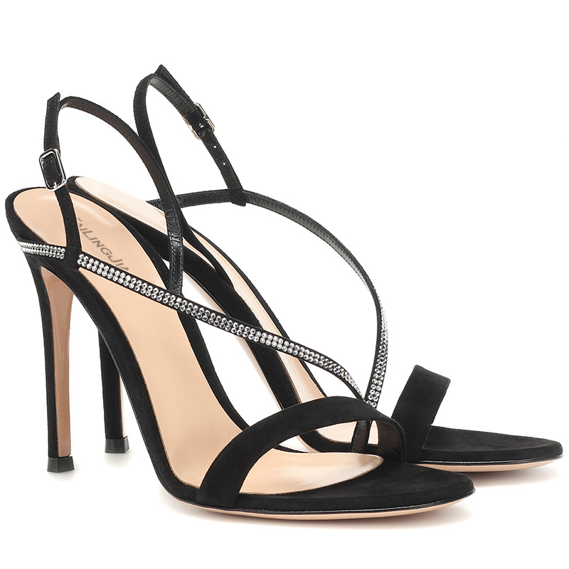 black heels (4).jpeg