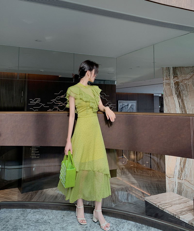 Đầm maxi nữ thắt eo chấm bi phối ren xếp tầng voan dài — Màu xanh lá chi tiết 6
