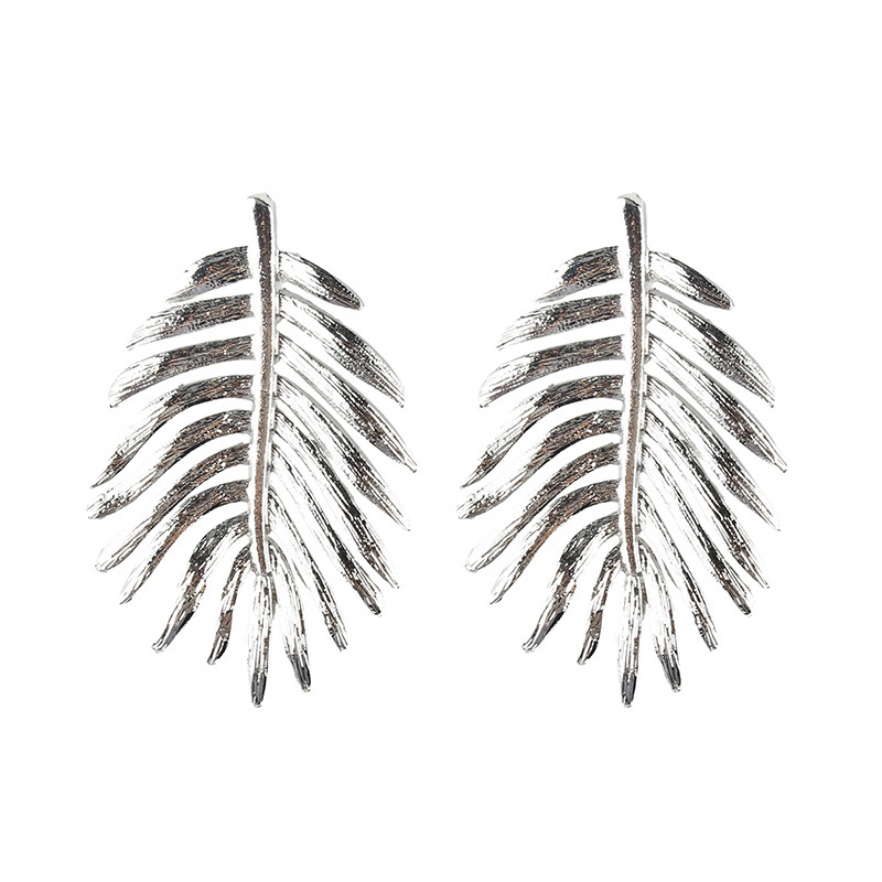 Alloy Diamond Leaf Earrings Fashion display picture 6