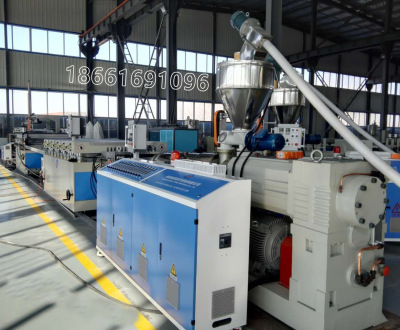 实心1220mm宽度 PVC快装集成墙板生产线设备