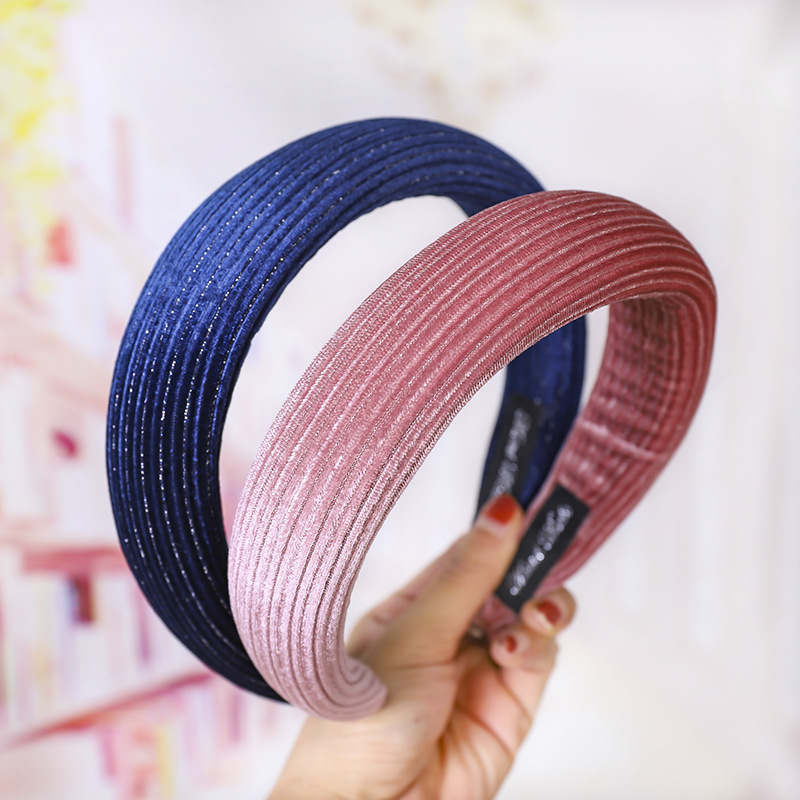 South Korea's New High-end Headband Corduroy Sponge Headband Solid Color Fabric Hair Accessories Wholesale Nihaojewelry display picture 15