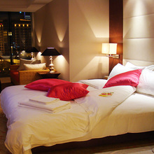 酒店客房床上用品四件套厂家直销 全棉60S贡缎床上用品四件套