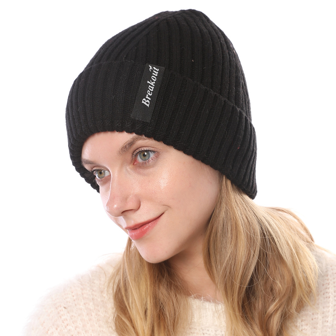 Cappello da uomo in lana calda lavorato a maglia con lettera adesiva con bordo arricciato a righe dritte in velluto autunno e inverno da donna_voghion.com