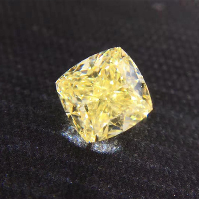 奢华f结婚钻石戒指定制 送证书盒子 0.606ct FIY VS天然黄钻裸钻