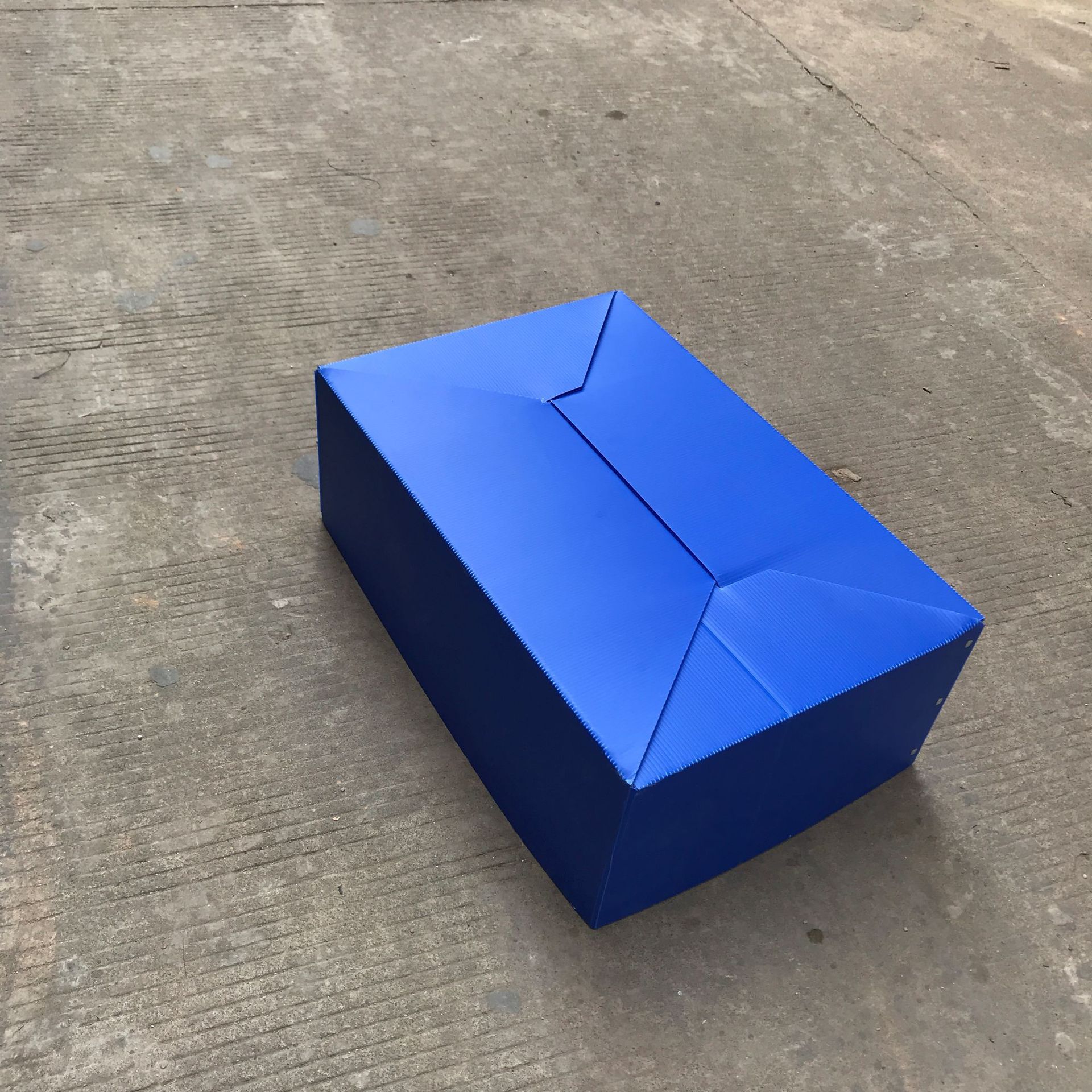 定制规格尺寸塑料中空板周转箱 加硬万通板包装箱 瓦楞板纸箱