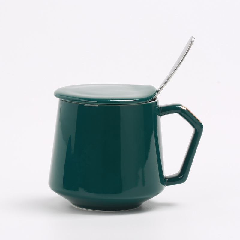 Taza de oro, taza de cerámica, taza de café, taza de agua, con tapa sin agujeros a prueba de polvo, cuchara, posavasos, LOGOTIPO tallado