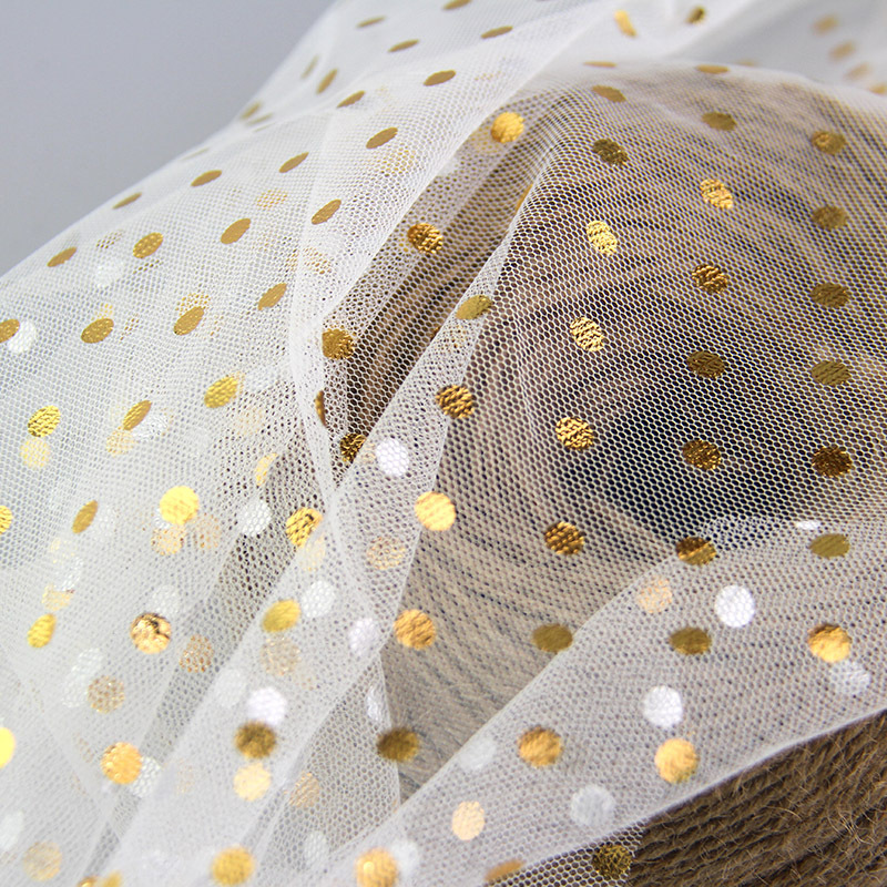 现货白色全涤六角网布烫金金色圆点 童装网纱裙面料圆点烫金布料