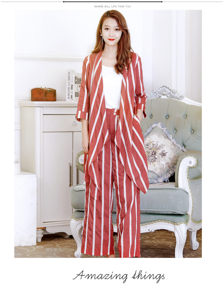 Costume femme en Mélange de fibres chimiques - Ref 3334689 Image 24