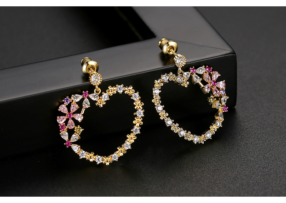 Jinse Neige De Baryum Boucles D'oreilles Coréenne Style À La Mode Élégant Femmes De Cuivre Incrusté De Zirconium En Forme De Coeur Boucles D'oreilles Boucles D'oreilles Généreux Boucles D'oreilles display picture 4