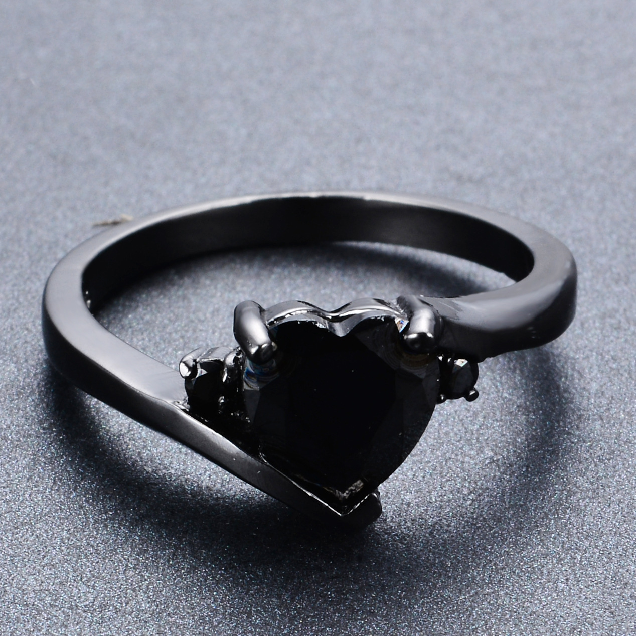 Classic Style Streetwear Heart Shape Copper Inlay Zircon Rings display picture 4