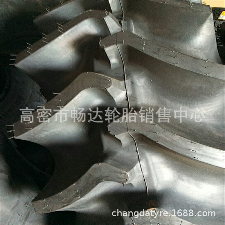 现货供应18.4-38农用轮胎 水田高花 鸡爪子花纹 农用机械轮胎