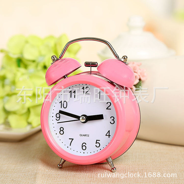 Directo de fábrica mudo de noche simple estudiante creativo reloj de metal multifuncional niños noche luz pequeño reloj despertador