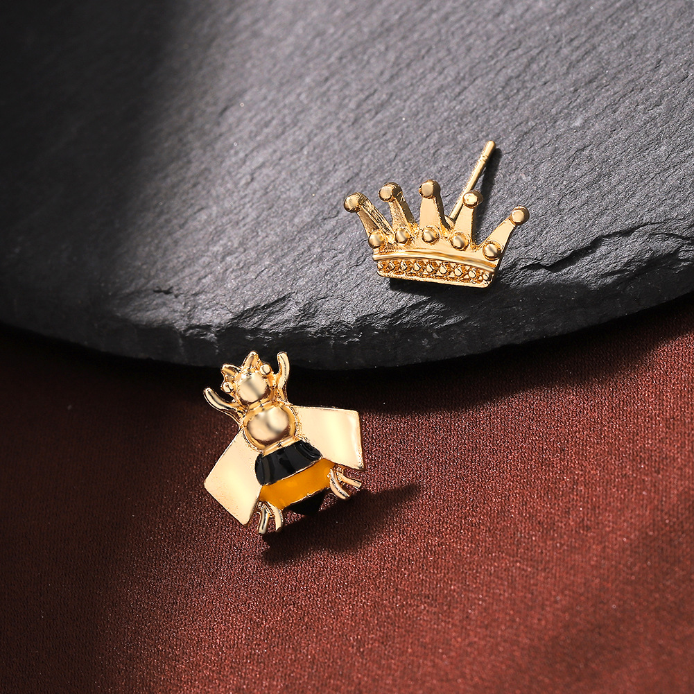 New Metal Jewelry Crown Bee Asymmetric Earrings Alloy Earrings display picture 5