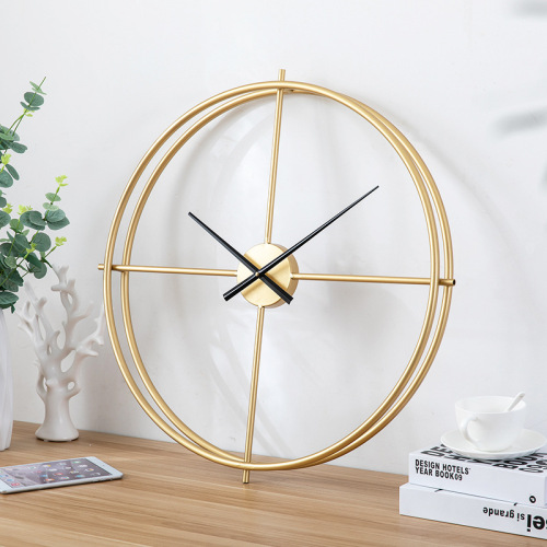 Modern Minimalist Silent Wall Clock, Creative Decorative Clock for Living Room and Bedroom, Nordic Light Luxury Metal and Iron Clock