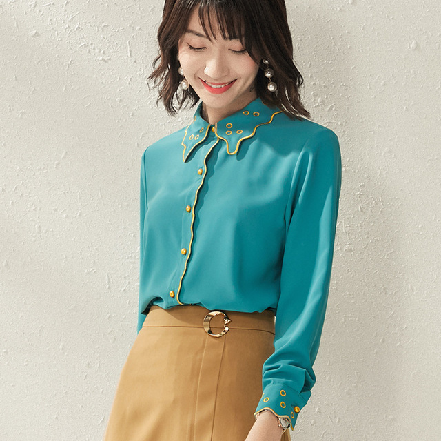 Long sleeves of the new fall Lapel embroidered chiffon shirt jacket