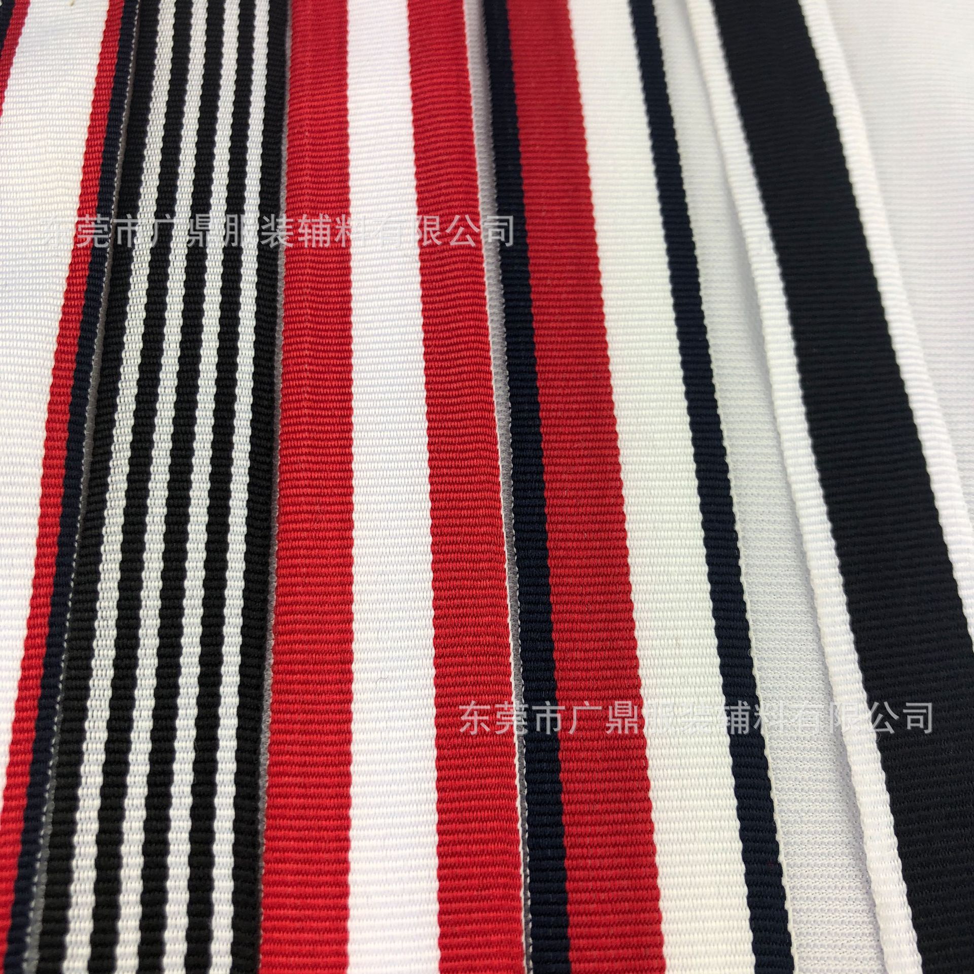 涤纶POLY横纹间色现货服装配料平纹螺纹工厂批发包边平车织带-阿里巴巴