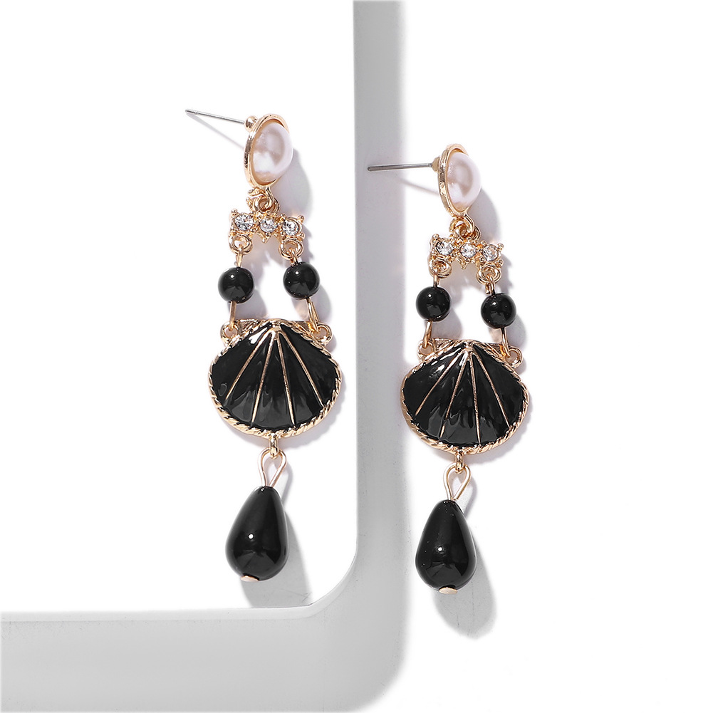 Alloy Diamond Pearl Shell Earrings Temperament Wild Jewelry display picture 7
