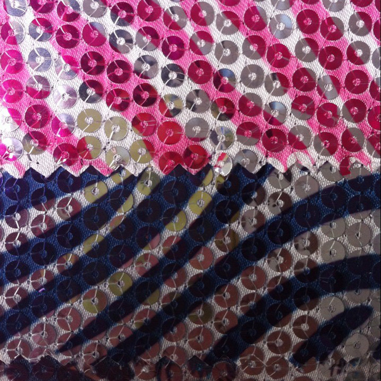 新款上市精致花边布绣珠片 珠片绣 亮片绣 亮片绣面料批发