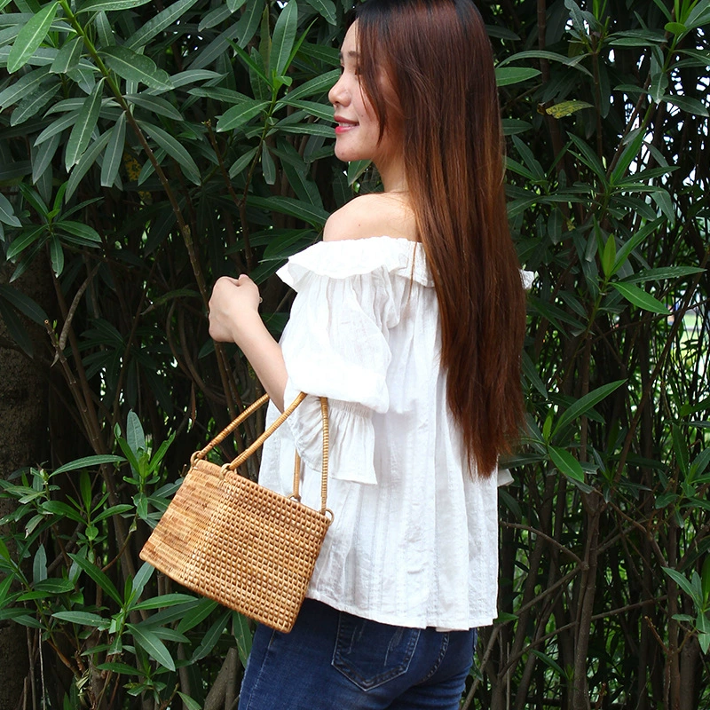 Straw beach purse, bag