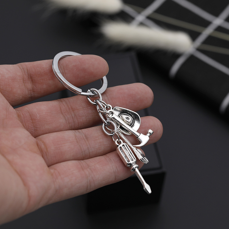 Explosion Keychain New Keychain Father&#39;s Day Gift Cowboy Hat Tool Three-piece Keychain Wholesale Nihaojewelry display picture 2