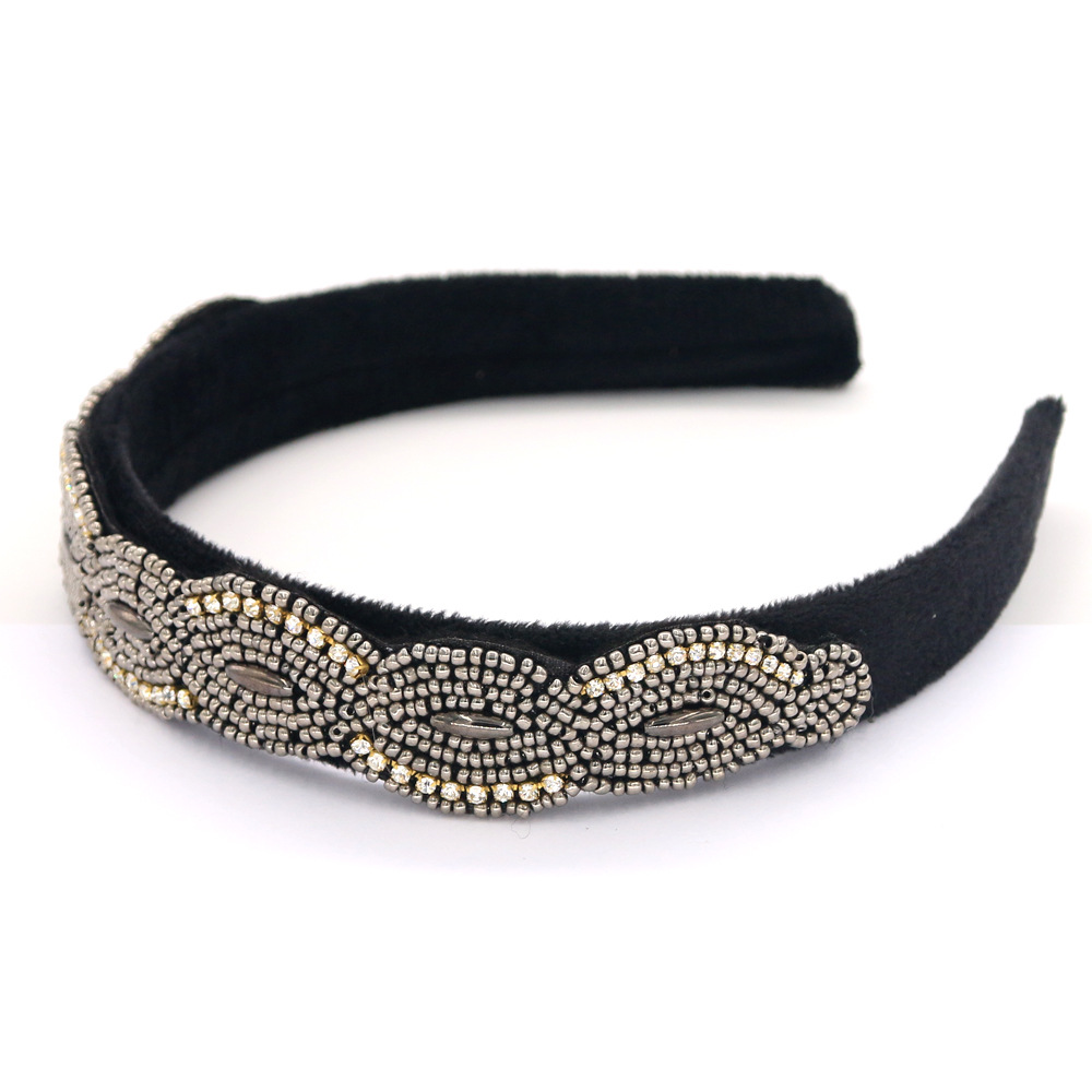 Fashion Hand-beaded Alloy Rhinestone Headband Geometric Headband Suppliers China display picture 5