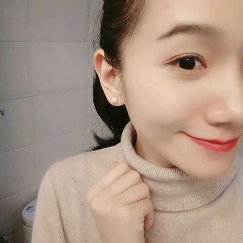 Pinduoduo Gift Small Earrings for Girls, Stylish and Simple, Fashionable and Versatile, Ethereal Stud Earrings