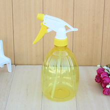 糖果色透明洒水壶浇水壶 园艺浇花喷雾器  小型喷雾壶喷水壶 2元