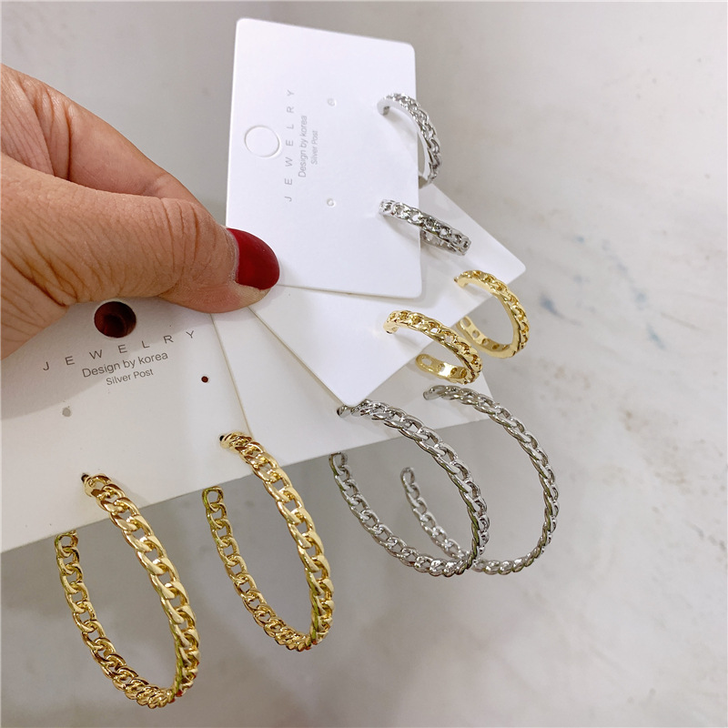 Fashion Classic Rattan Exaggerated Big Circle Earrings Simple Circle Earrings Female display picture 4