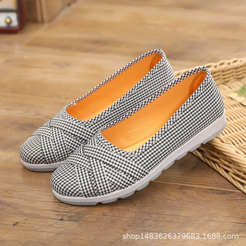 Новая Тканевая обувь Old Beijing, дышащая повседневная обувь с мягким дном, нескользящая обувь для женщин среднего и пожилого возраста, обувь для мам на плоской подошве с низким вырезом