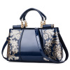 Capacious one-shoulder bag, with embroidery