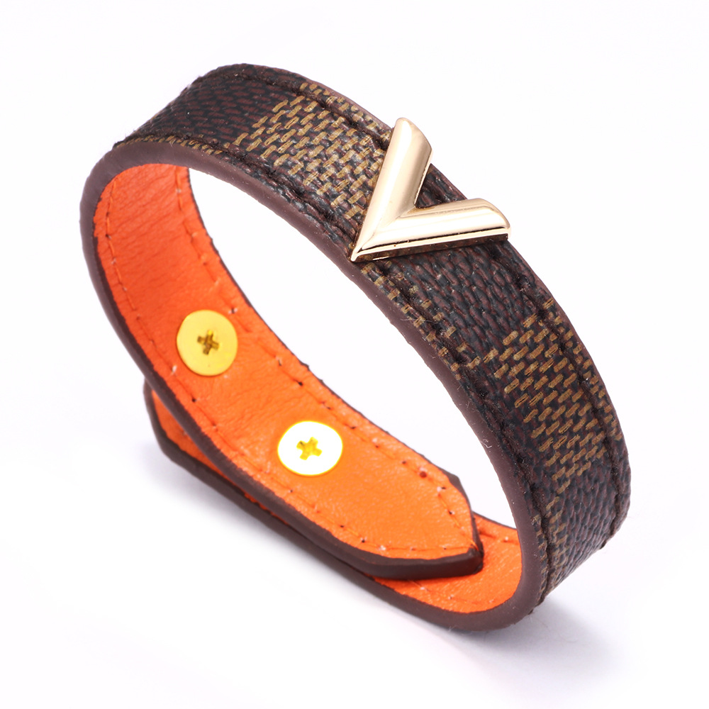 Bracelet D&#39;accessoires En Alliage De Cuir De Bracelet De Croix Creuse De Mode display picture 8