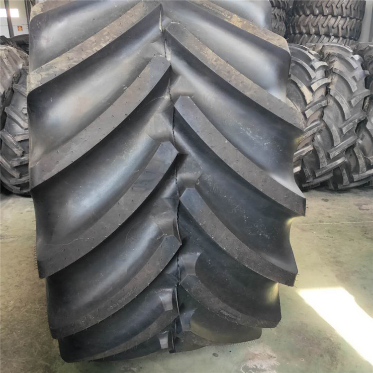 900/60R32  拖拉机轮胎 农用机械轮胎 人字轮胎 900/60-32