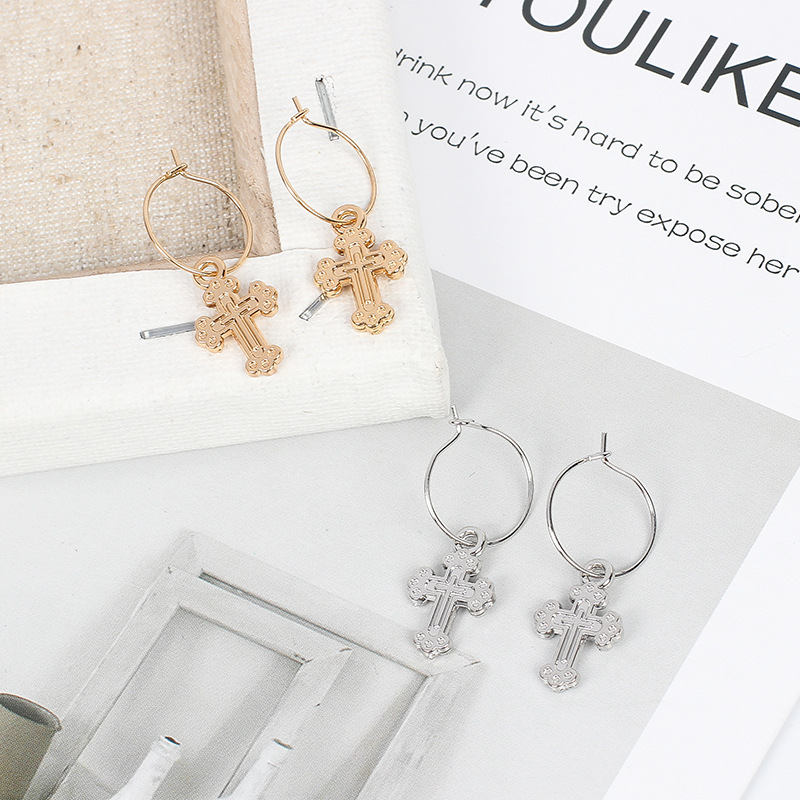 2g Weight Earrings Classification Wedding, Travel Occasion Women'S Gender Gold, Silver Color Creative New Cross Heart-shaped Earrings 3