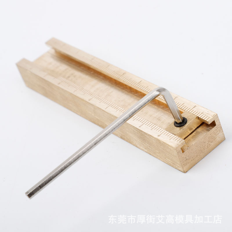 12553030852_2135038489