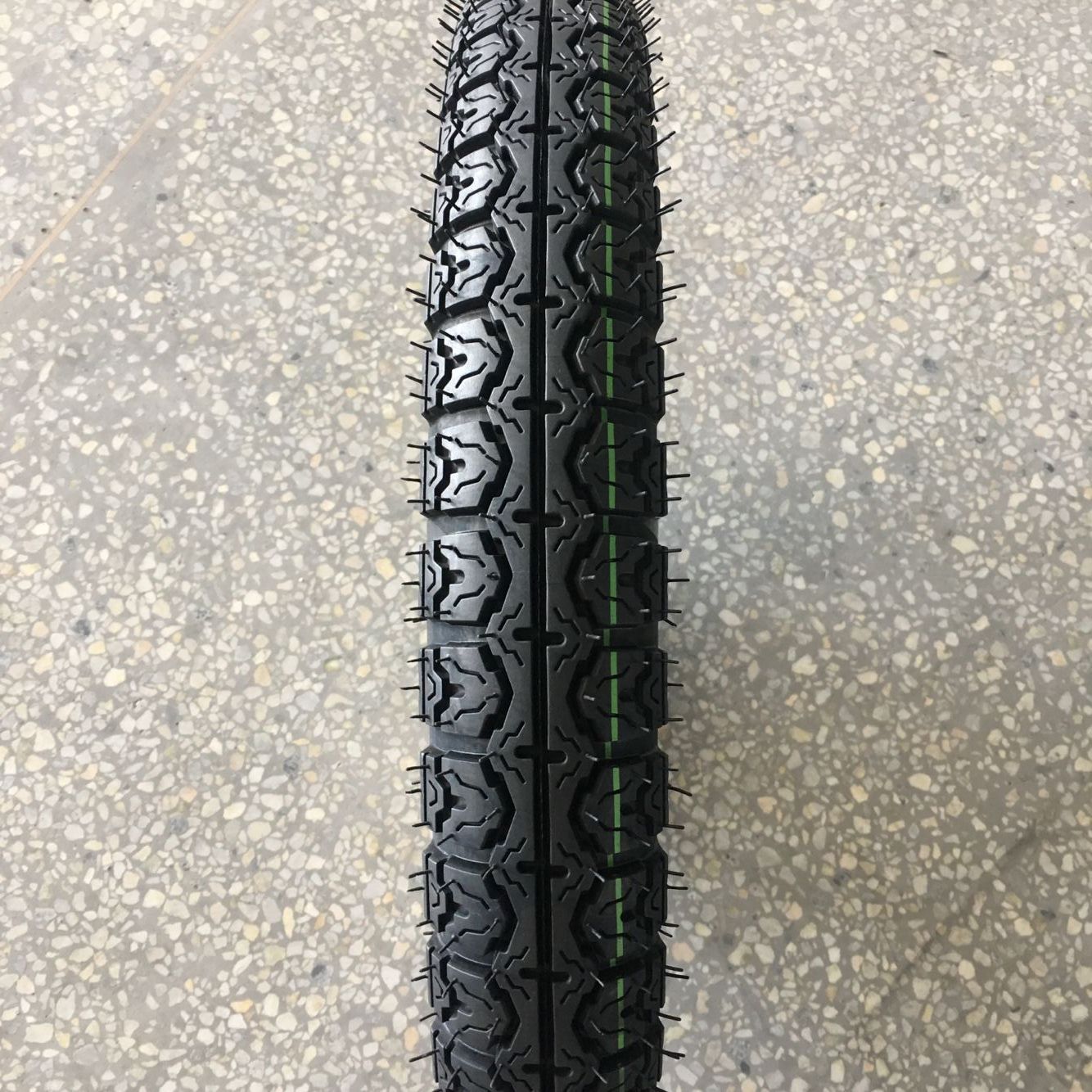 厂家生产摩托车轮胎 托车轮胎 300-18 越野胎 真空胎轮胎