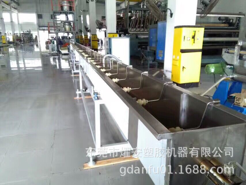 EVA热溶胶条押出机械设备生产线