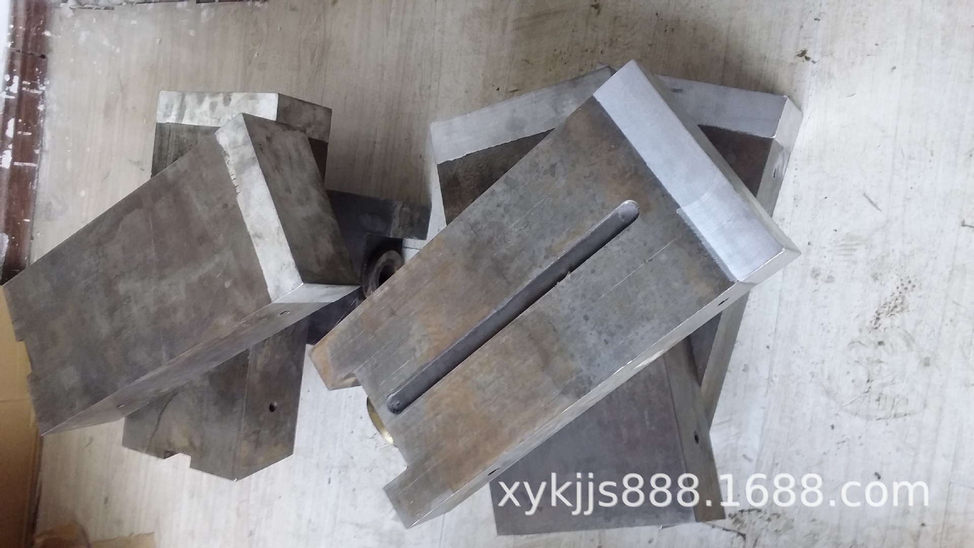 供应巴氏合金钢厂巴氏合金滑块垫铸块轴承锡基巴氏合金机床托瓦