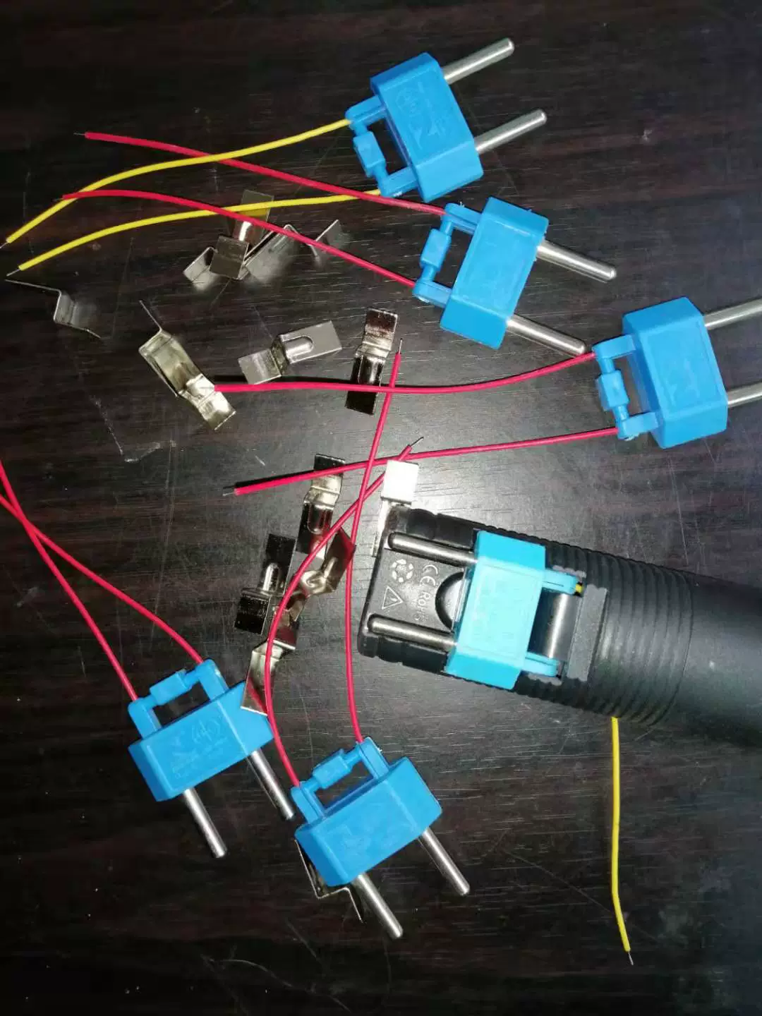 Электрический штекер для комаров, Бразилия Индонезия Электрический штекер для комаров, высокая штекер с Z-образным прессовком