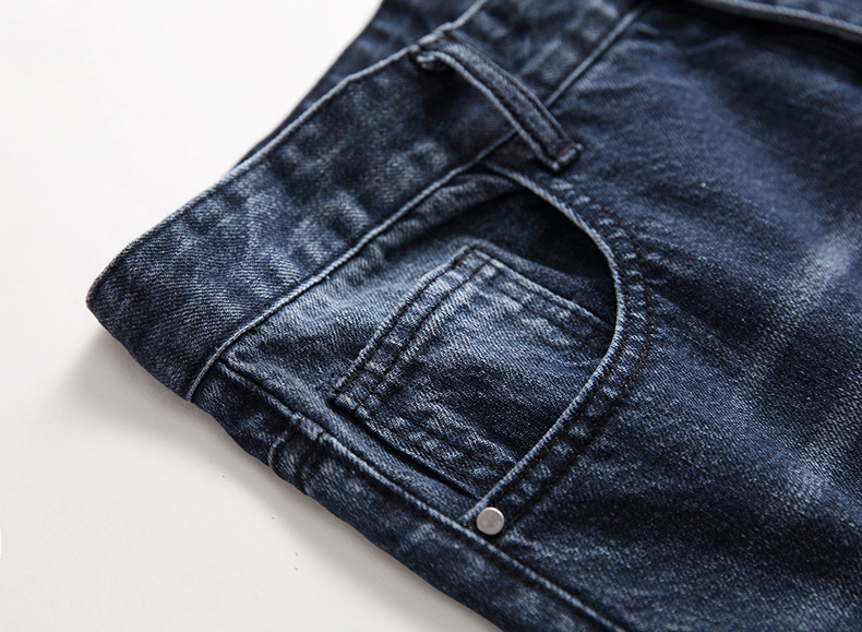Jeans uomo taglio largo gamba dritta effetto usurato_voghion.com