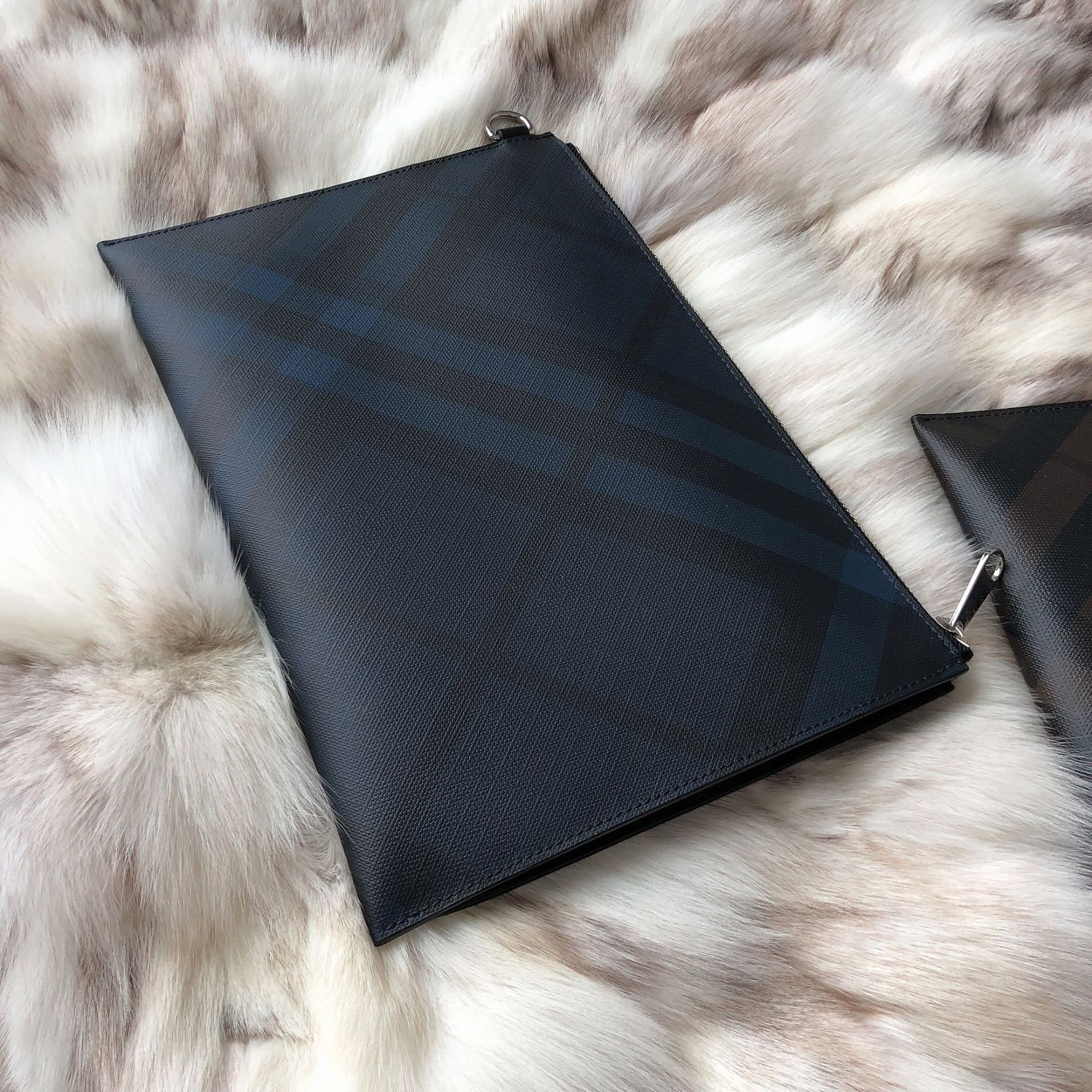 B家男士手拿包2019新款男士大容量商务包钱包手提袋9090602