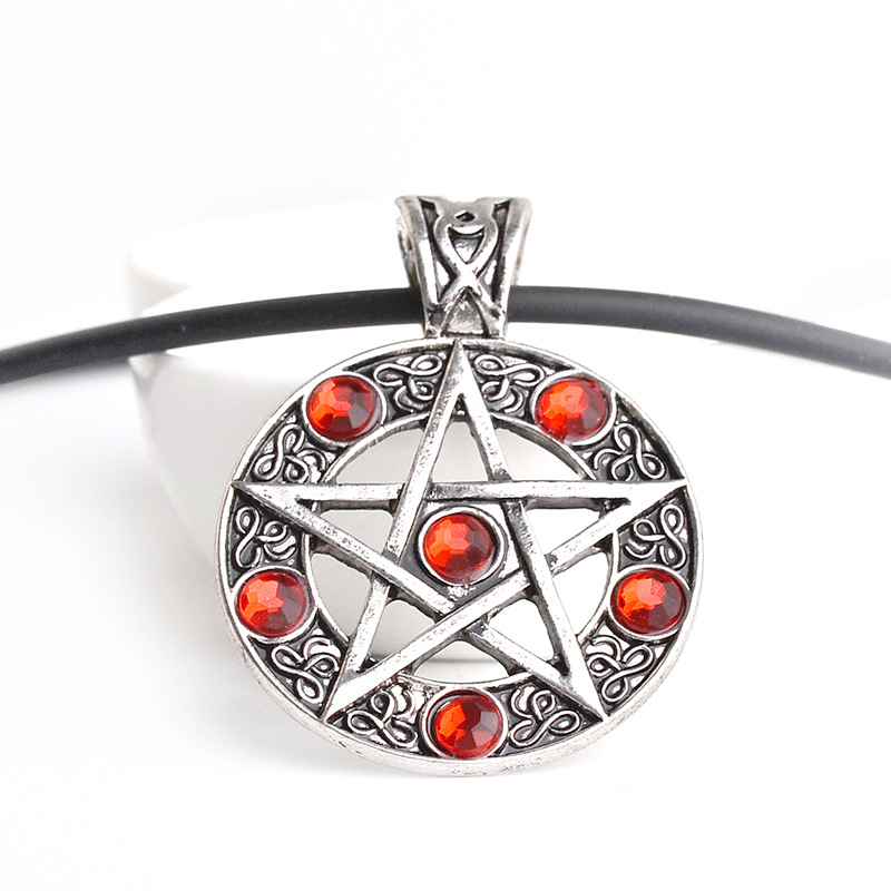 Nueva Moda Retro Satan Logo Pentagrama Diamante Colgante Collar display picture 8