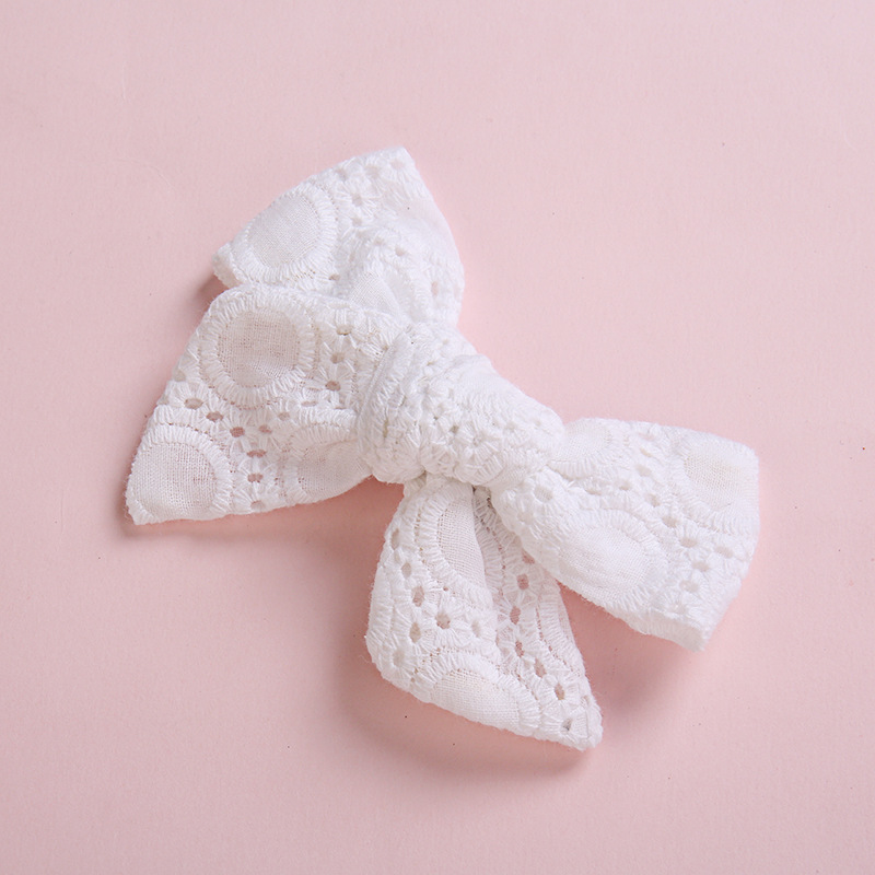 Children's Lace Bow Hairpin Cotton Lace Embroidery Pointed Clip display picture 1