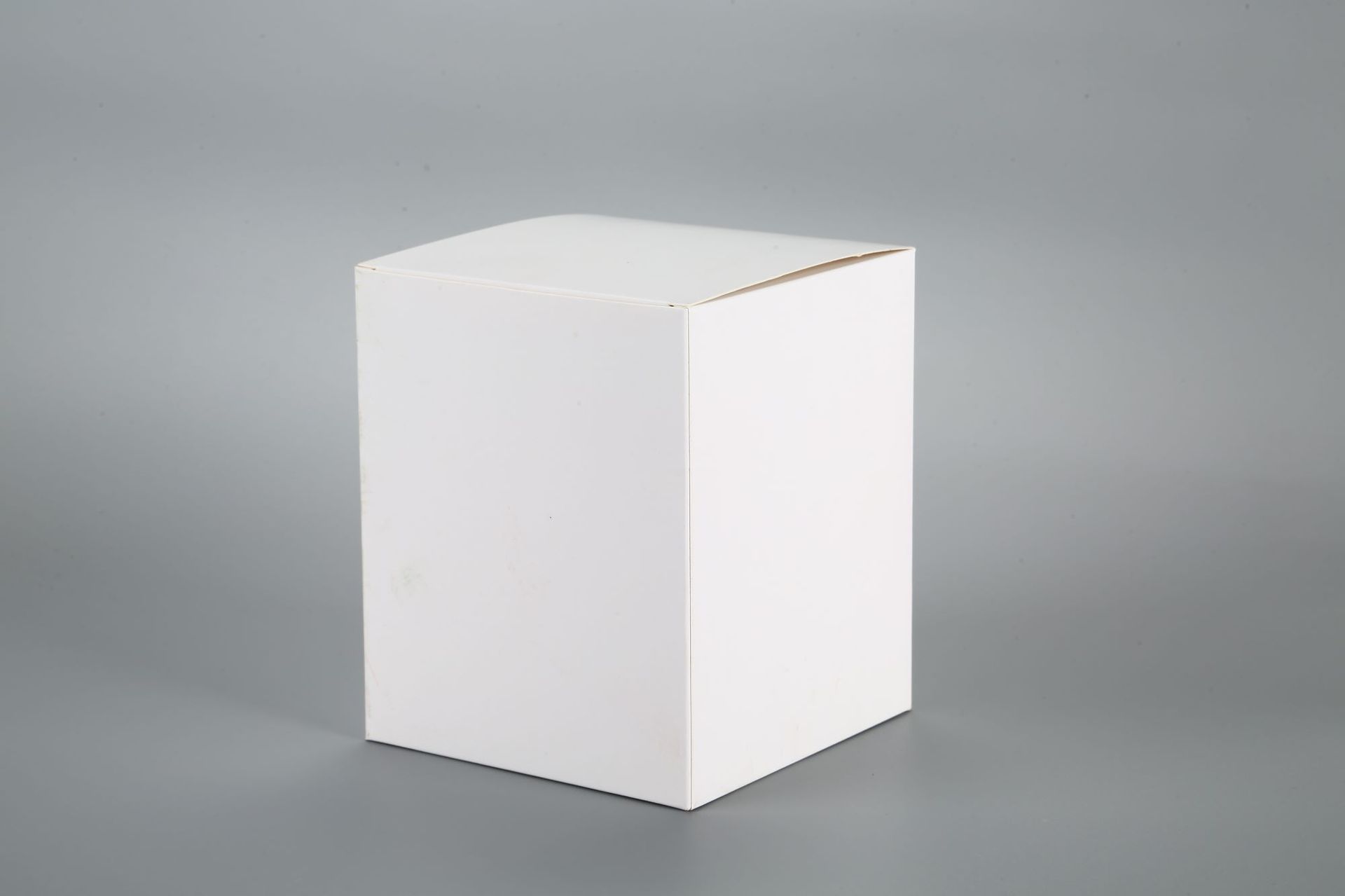 现货快递纸箱定制包装邮政长方形搬家电商打包纸盒小纸箱厂家批发