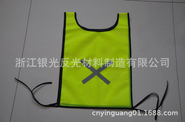 Retroreflective safe vest