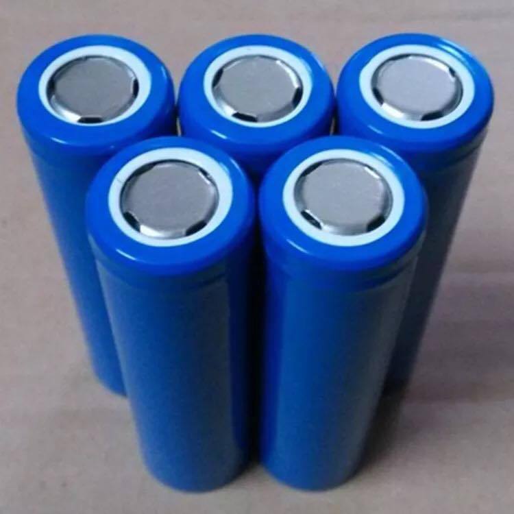 厂家直销18650圆柱锂电池2600mAh 3.7V 充电宝动力储能设备锂电池