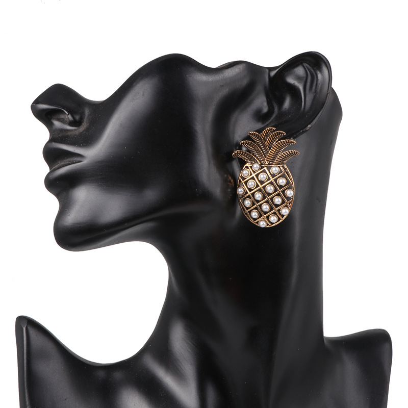 New Pineapple Earrings Female Long Retro Bronze Diamond Earrings display picture 5