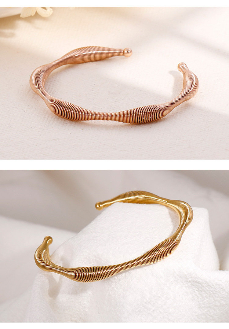 304 Stainless Steel Material Korean Spring Wire Exaggerated Titanium Steel Bracelet Fashion Titanium Steel Rose Gold Material Bracelet Factory In Stock Wholesale