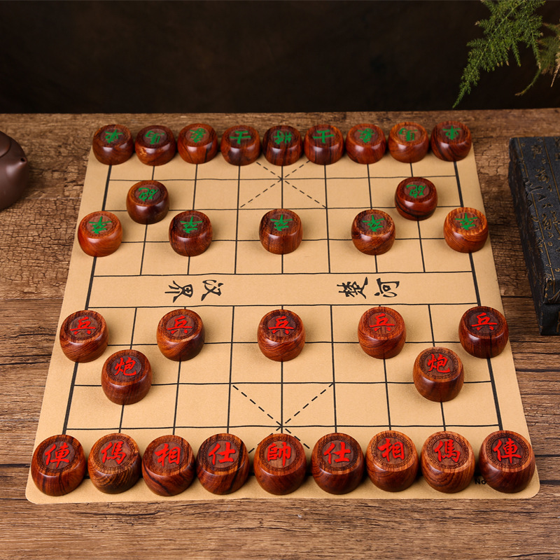 廠家批發花枝象棋木質工藝禮品支持定制學生比賽專用棋