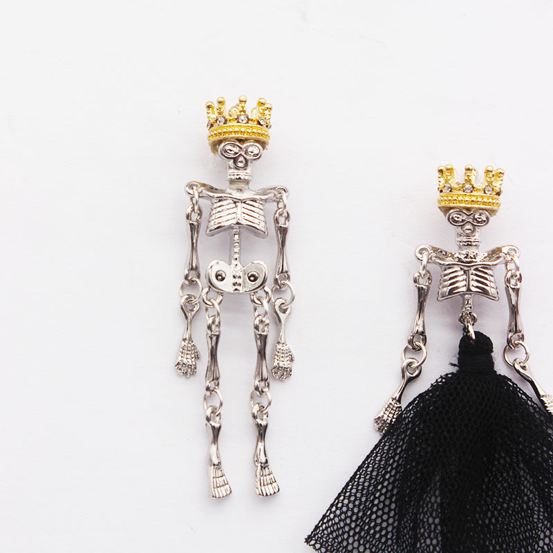 GOTHIC饰品 哥特暗黑系婚礼骷髅人黑纱裙皇冠国王王后情侣不对称耳钉饰品  哥 图 3