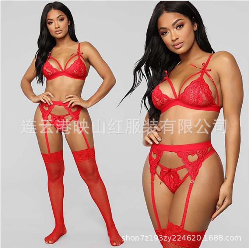 Comercio exterior pestañas de tres puntos europeos y americanos populares sexy cabestrillo de tres puntos traje de tres piezas hueco Liga lencería sexy